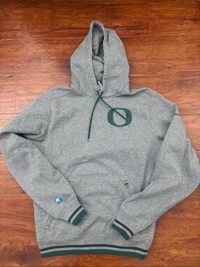 Nike Oregon Ducks NCAA Gray Hooded Sweatshirt. Unisex.